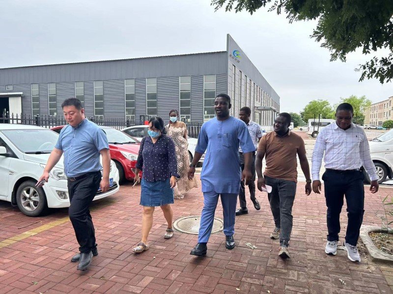 顾客来访参观 (4)